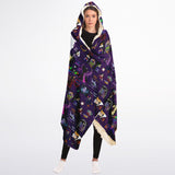 DVQ6-HMFYI Collage Burst Quotes Hooded Blanket Sherpa - AOP